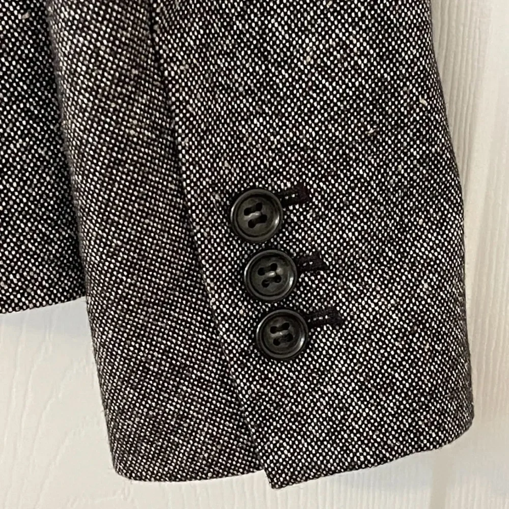 Talbots Ladies 8P Wool Blend Grey Tweed Look Classic Quality Blazer - Picture 5 of 6